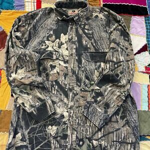 Vintage Mossy Oak Camouflage Long Sleeve Button Up Large / XL